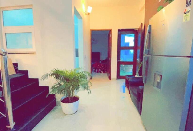 پانسیون Independent Private Room