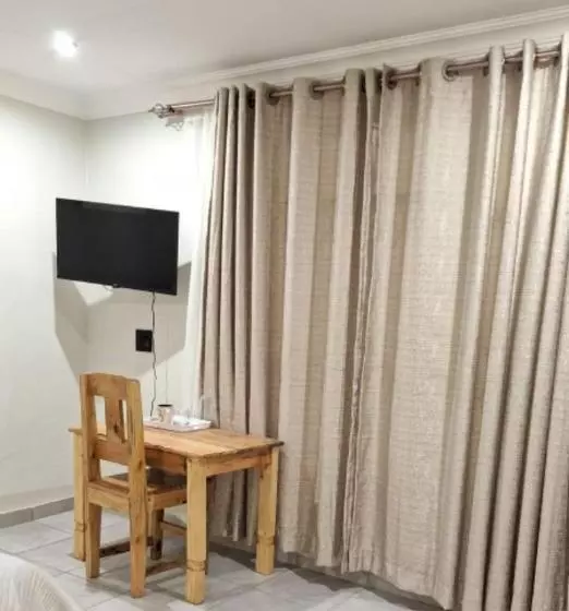 ペンション Tsakane View Guesthouse