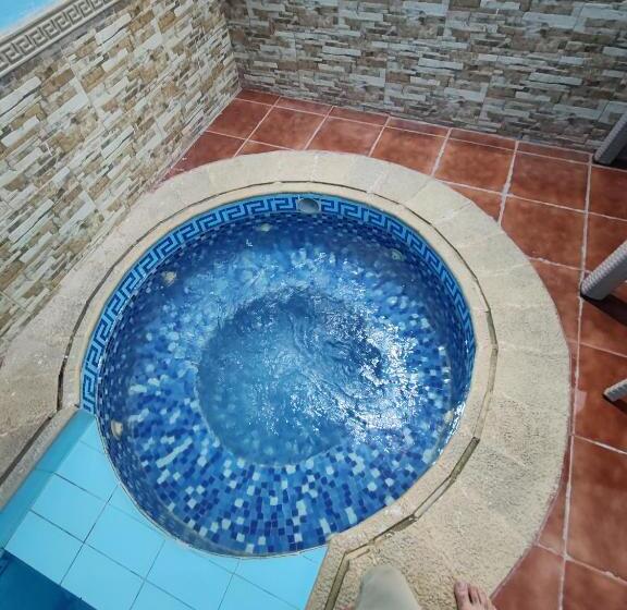 אתר נופש شاليهات ستي لاند