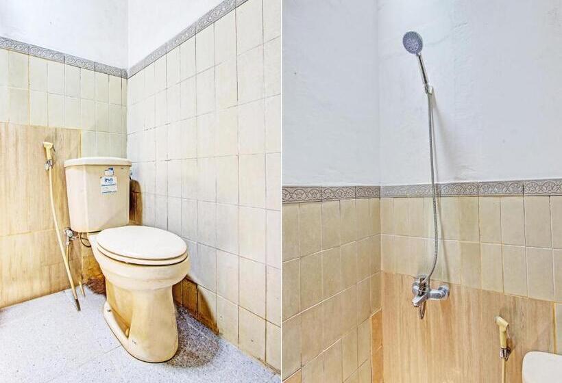 Spot On 93182 Hotel Jaya Kusuma