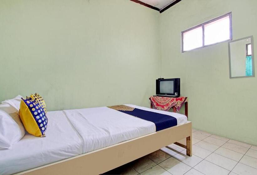 Spot On 93182 Hotel Jaya Kusuma