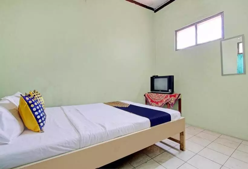 Spot On 93182 Hotel Jaya Kusuma