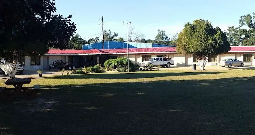 Country Inn Motel