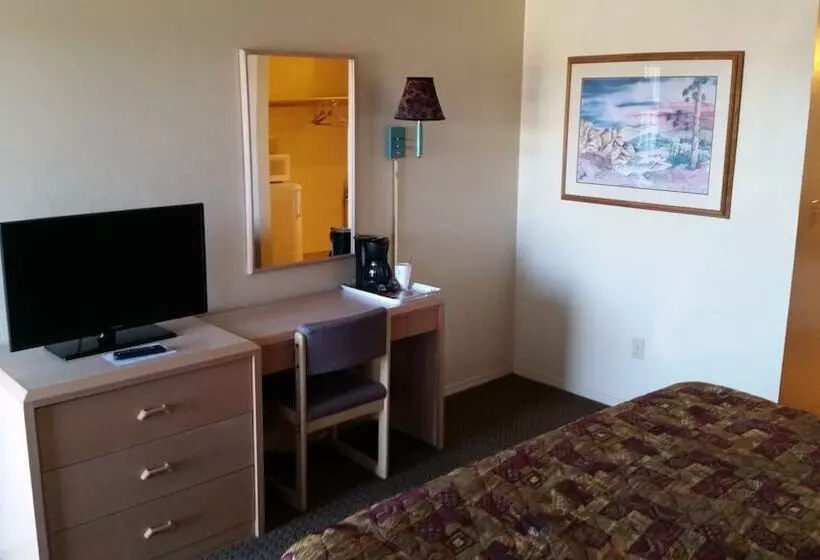 Heritage House Motel
