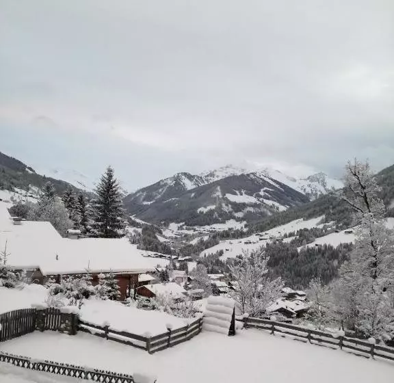 ホテル Alpbachblick