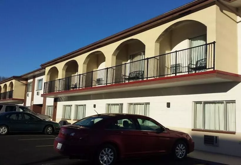ホテル America S Best Inn Urbana Champaign