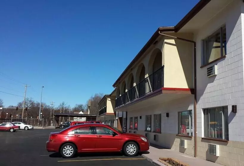 ホテル America S Best Inn Urbana Champaign
