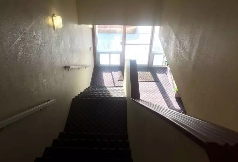 ホテル America S Best Inn Urbana Champaign