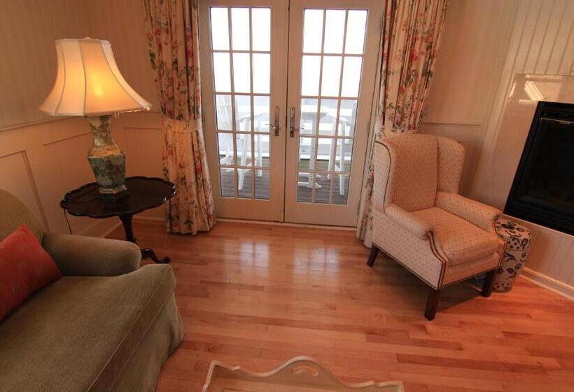 هتل Anchor Inn Beach House