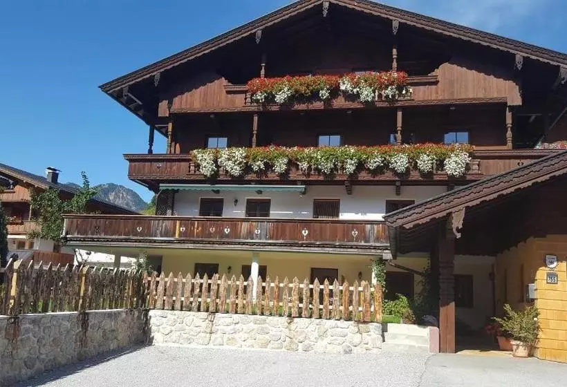 Hotelli Andreas Apartment Im Landhaus Moser