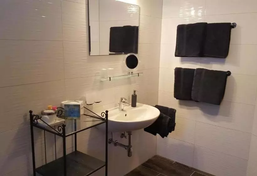 Hotelli Andreas Apartment Im Landhaus Moser