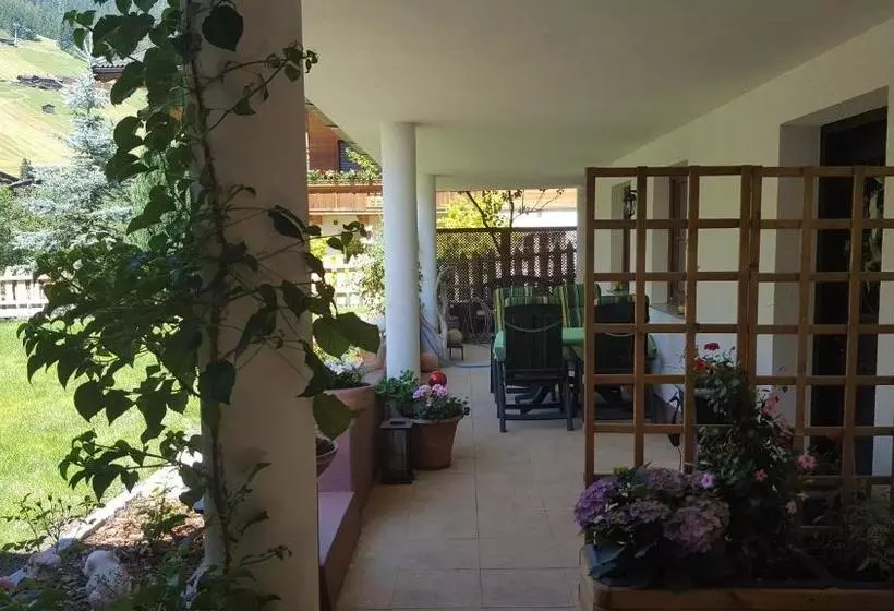 Hotelli Andreas Apartment Im Landhaus Moser