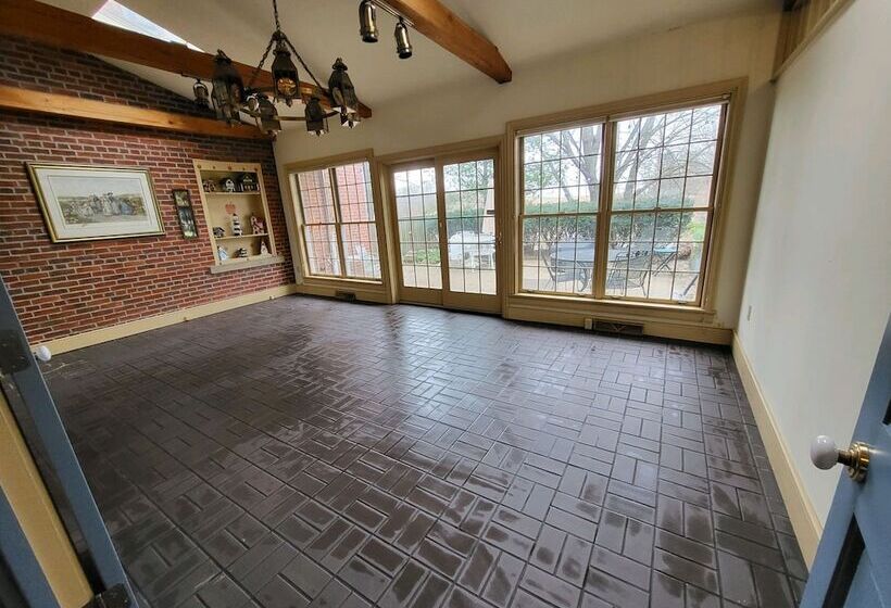 酒店 Applebutter Inn