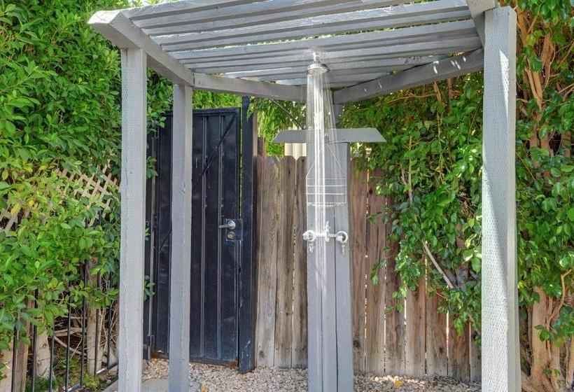 בית מלון כפרי Desert Paradise Gay Mens Clothing Optional Resort