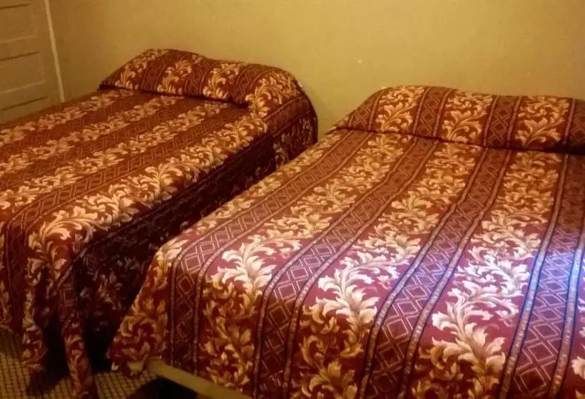 هتل Europa Hostel
