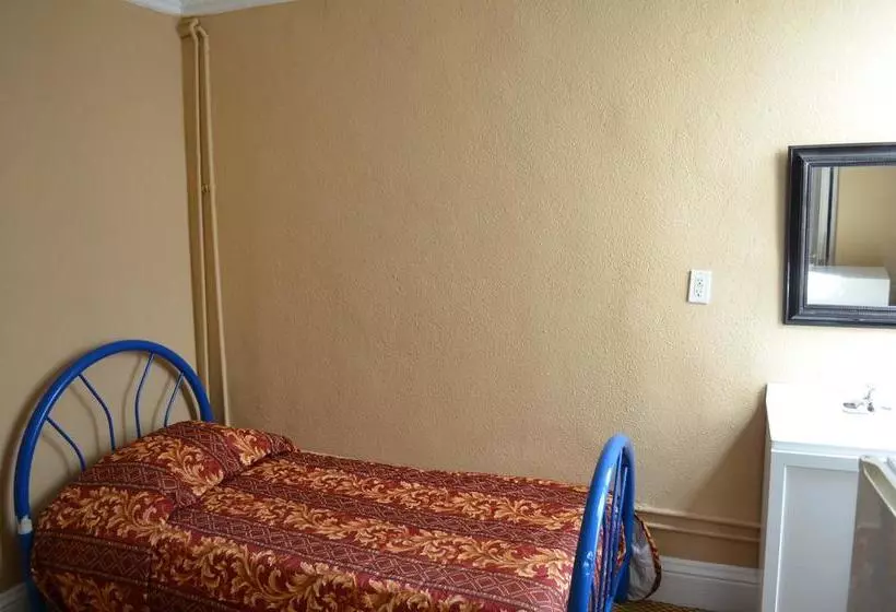 هتل Europa Hostel
