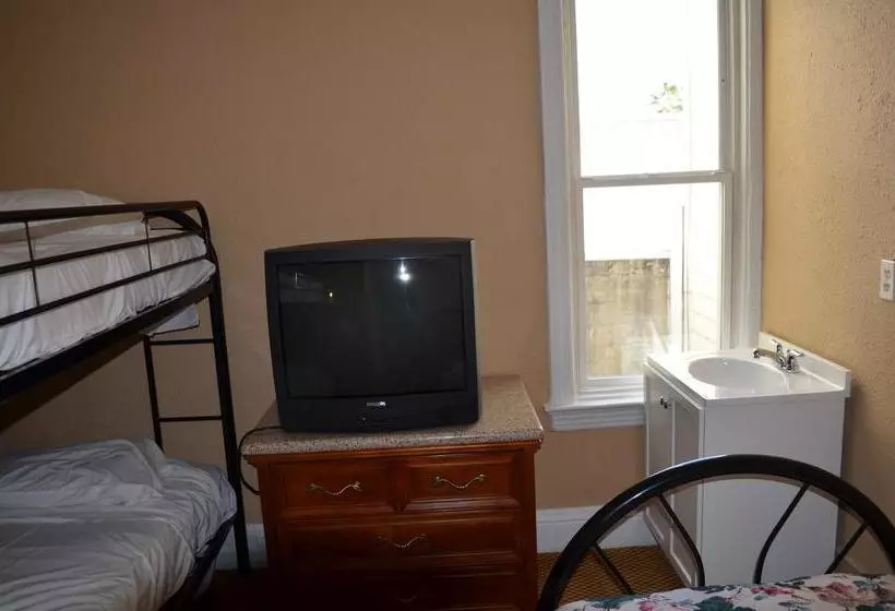 هتل Europa Hostel