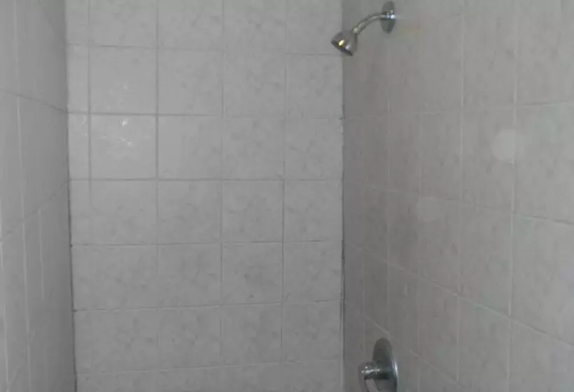هتل Europa Hostel