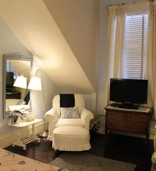 ホテル Grand Magnolia Ballroom & Suites