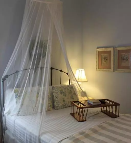ホテル Grand Magnolia Ballroom & Suites