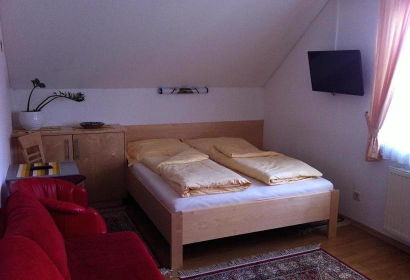 ホテル Gästehaus Aigmüller