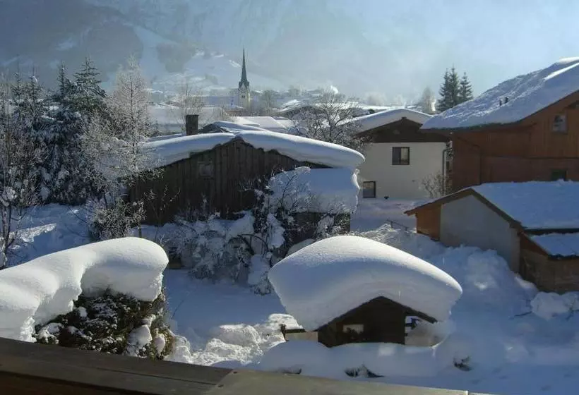 هتل Haus Koenighofer