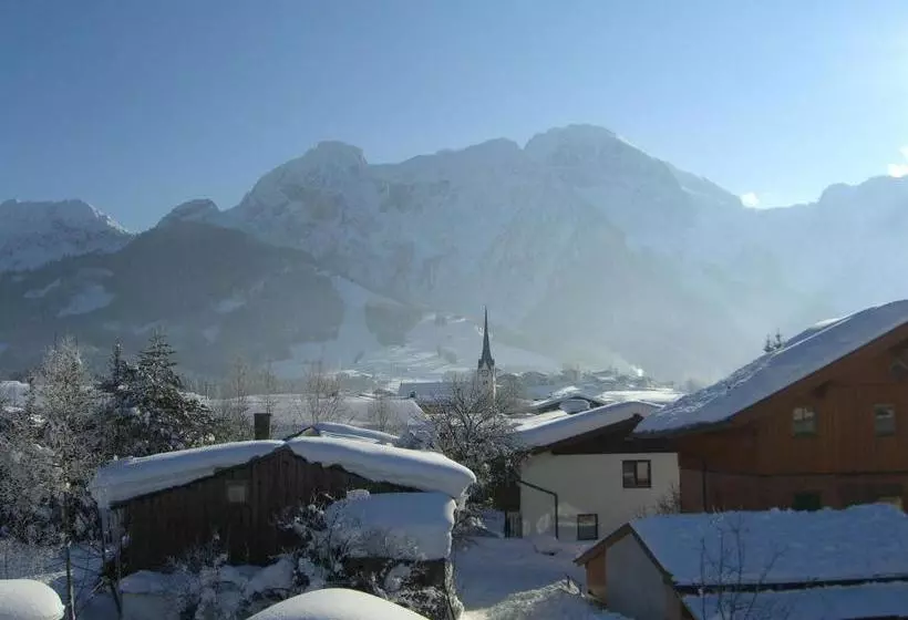 هتل Haus Koenighofer