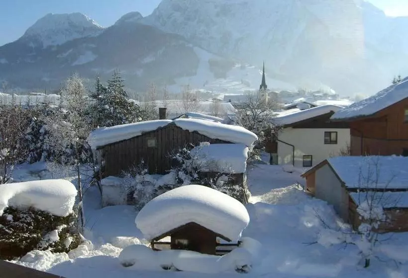 هتل Haus Koenighofer