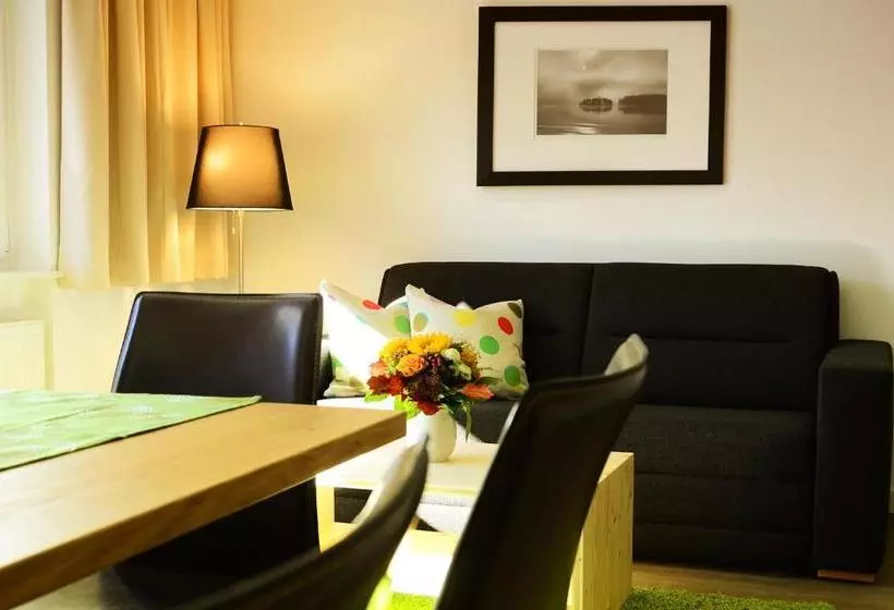 هتل Haus Koenighofer