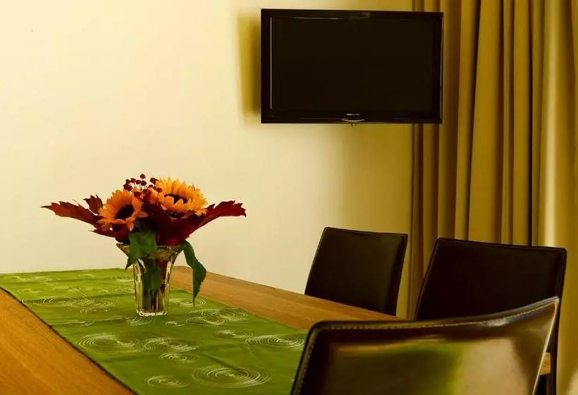 هتل Haus Koenighofer
