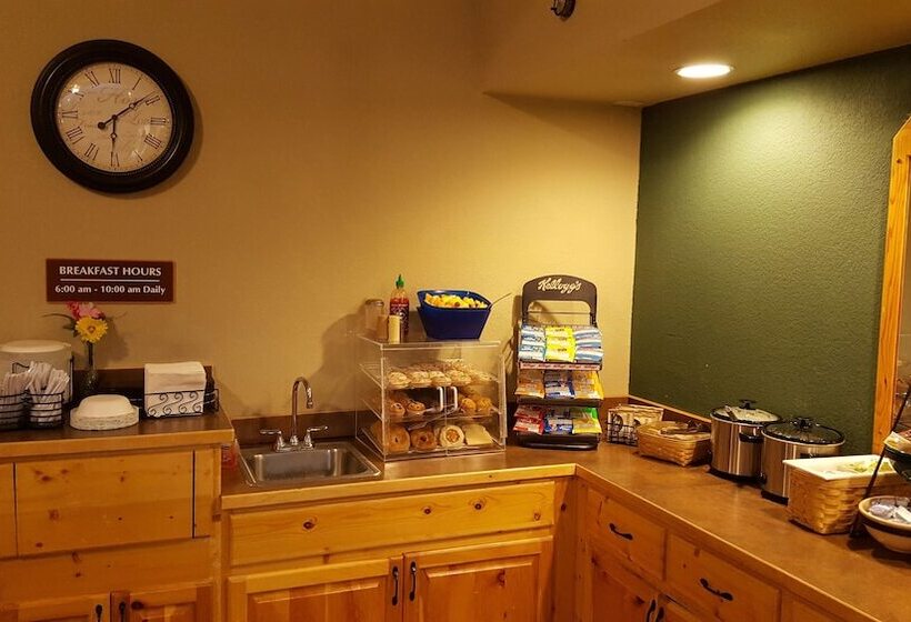 هتل Mountainview Lodge And Suites