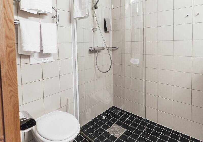 酒店 Pernilla Wiberg