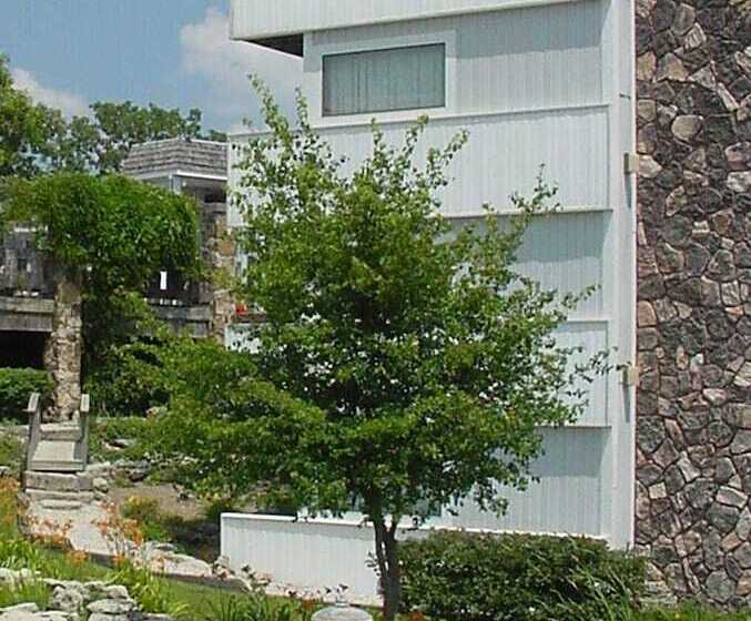 Otel Quail's Nest Inn & Suites