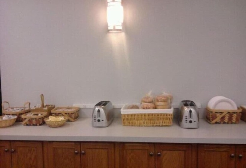 Otel Quail's Nest Inn & Suites