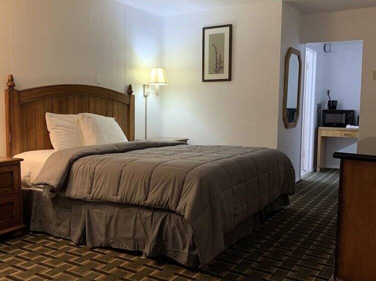 Hotel Ratons Peak Inn