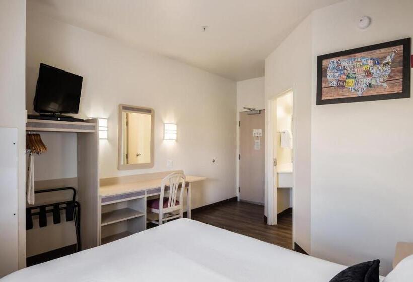 فندق Red Lion Inn & Suites Butte