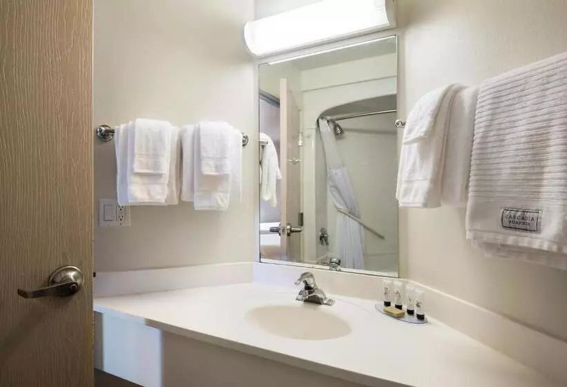 Hotelli Red Lion Inn & Suites Butte