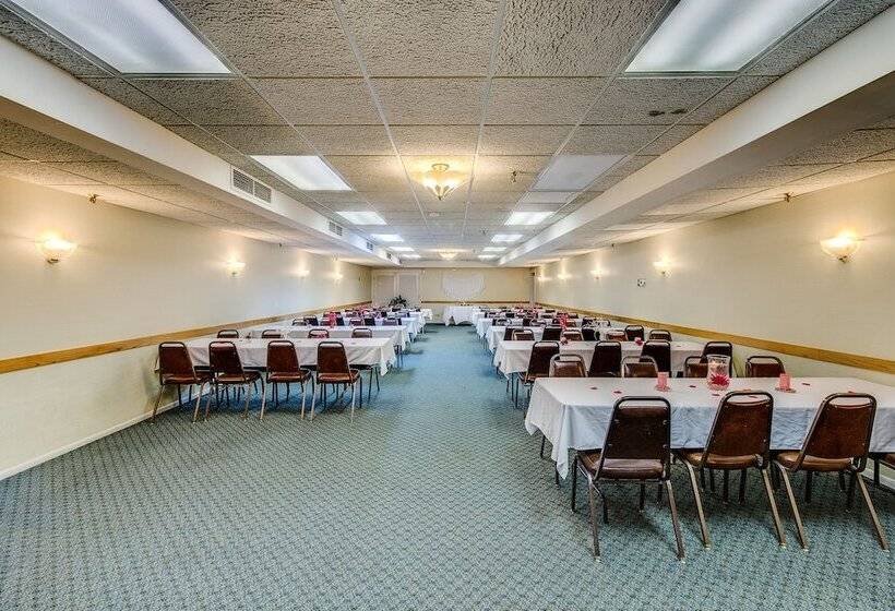 فندق Equality Inn