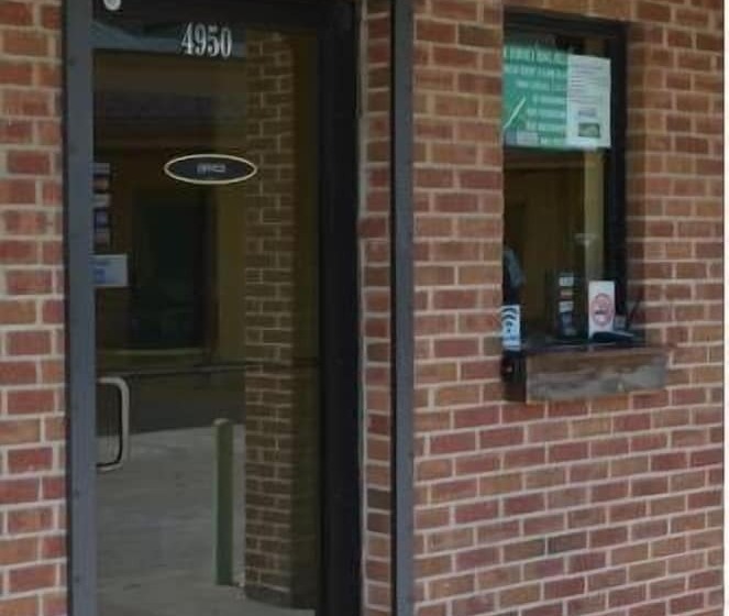 בית מלון כפרי Royal Inn Of New Orleans