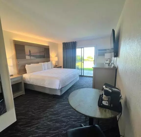 Hotelli The Beach Haus Resort