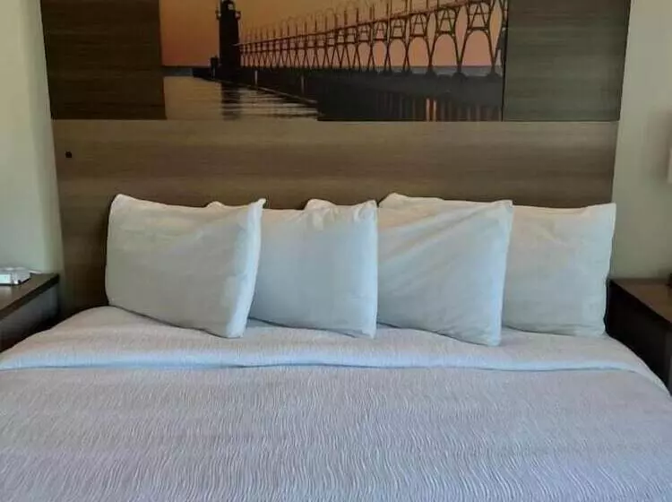 Hotelli The Beach Haus Resort