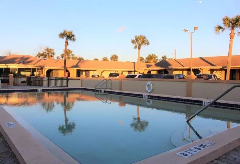 هتل The Lion Inn   Saint Augustine