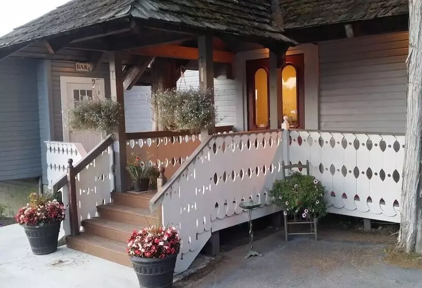 Hotelli The Nest On Saratoga Lake