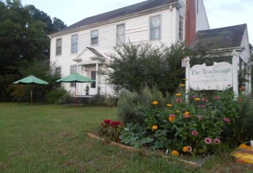 ホテル The Teacherage