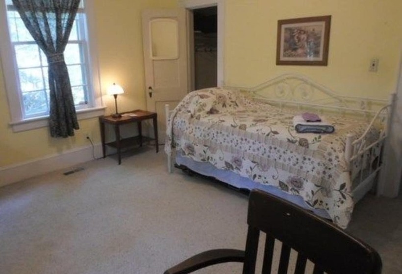 ホテル The Teacherage