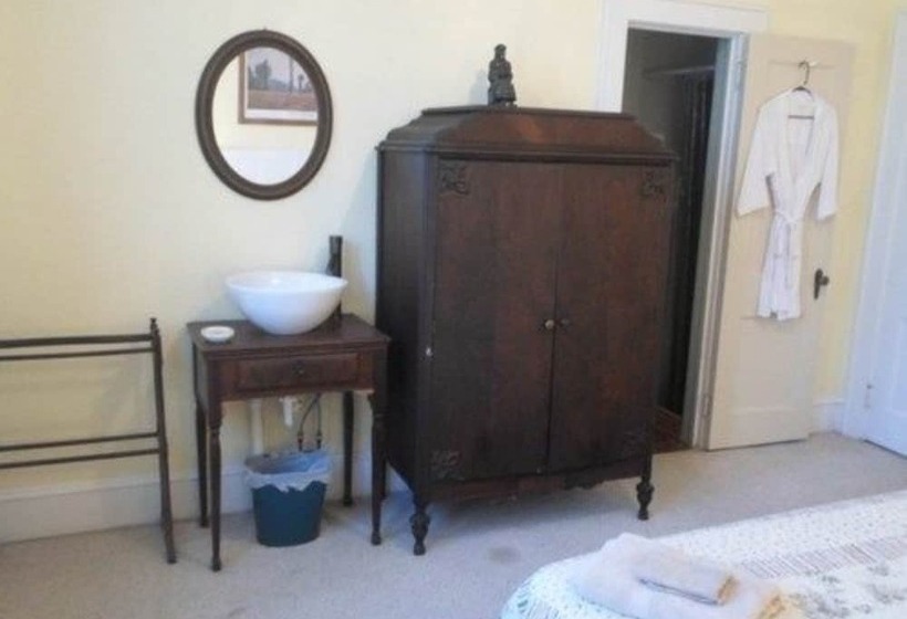 ホテル The Teacherage