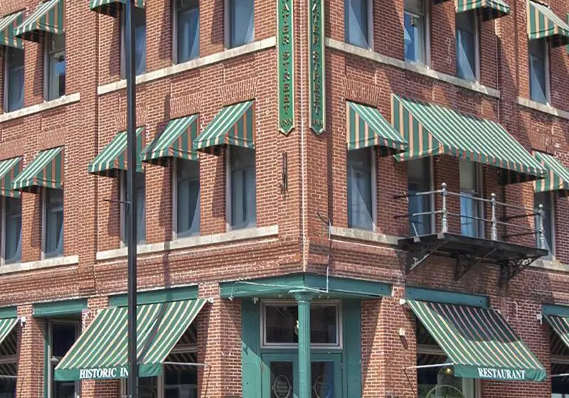 ホテル Water Street Inn