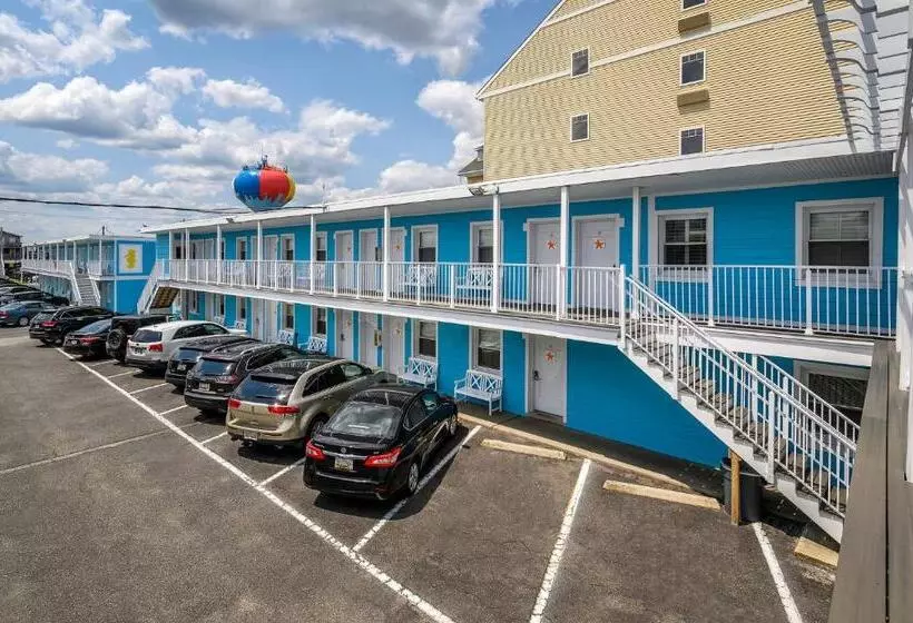 Madison Beach Motel