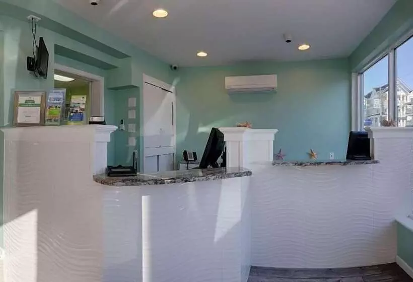 Madison Beach Motel