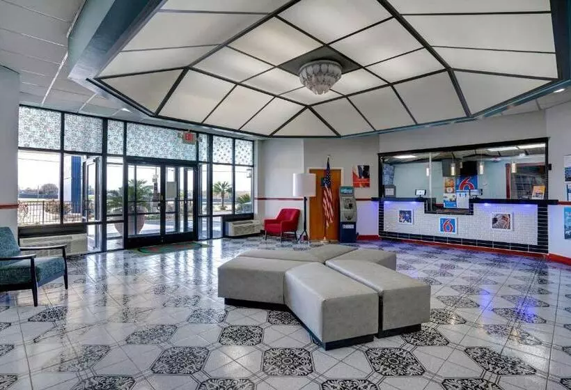 Motel 6 Burlington